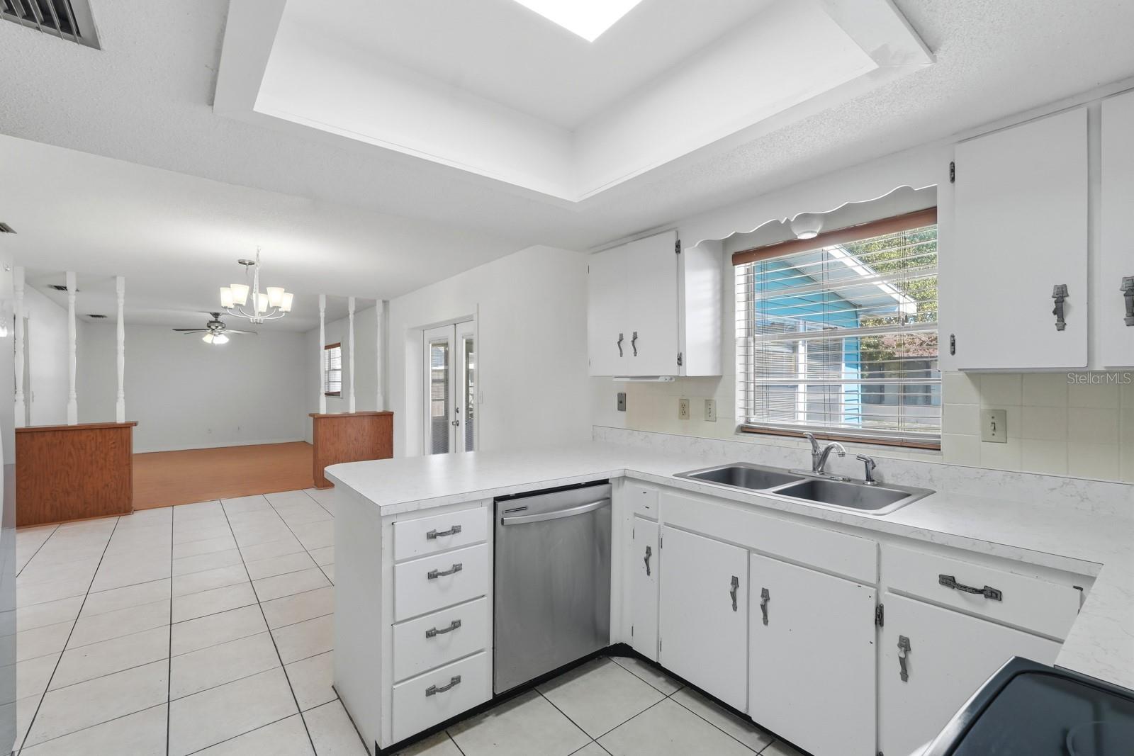 Image 16 of 43 For 1077 Chelsea Way