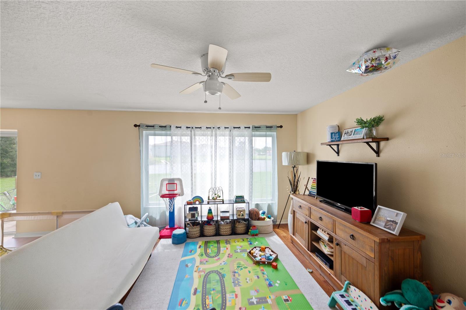 Image 11 of 53 For 32200 Brookstone Drive