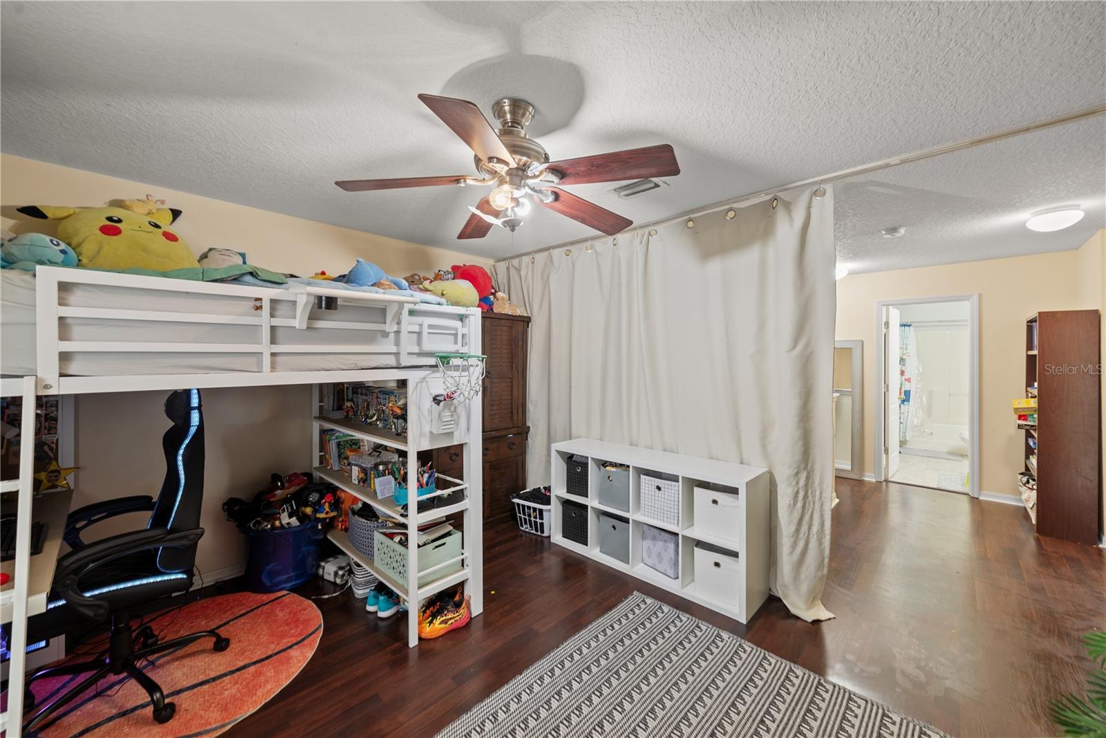 Image 41 of 53 For 32200 Brookstone Drive