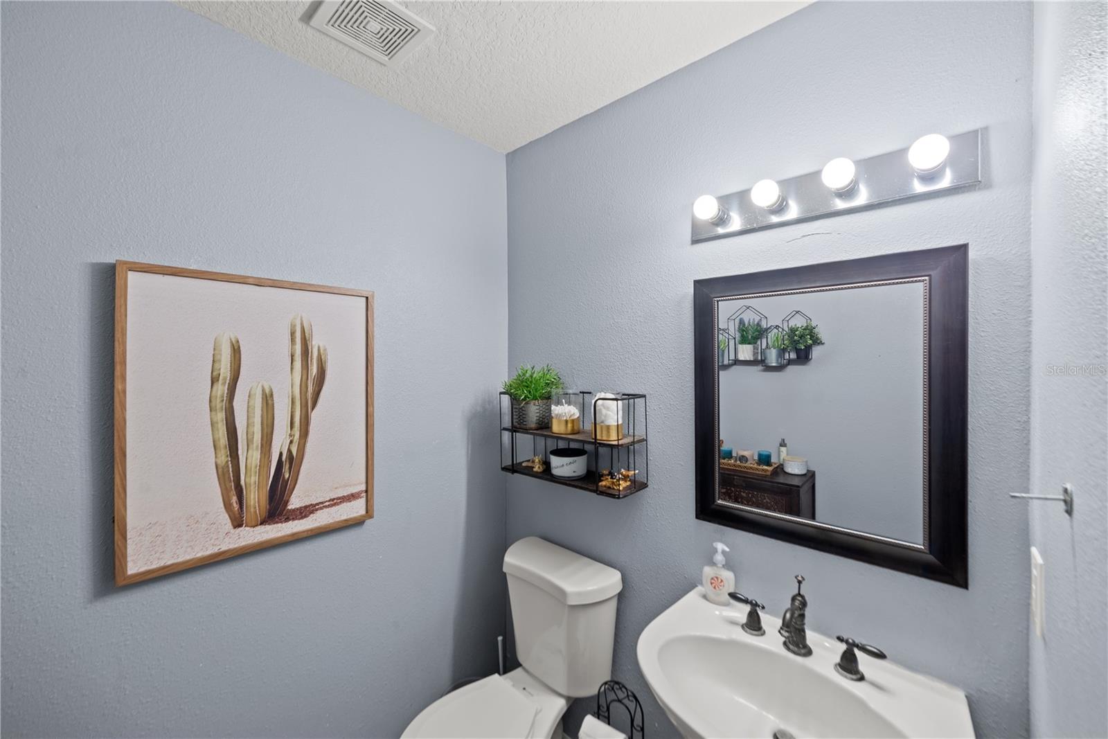 Image 8 of 53 For 32200 Brookstone Drive