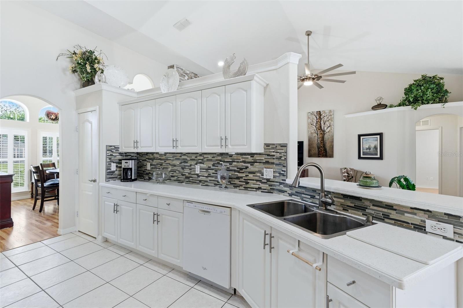 Image 11 of 33 For 484 Kettering Road