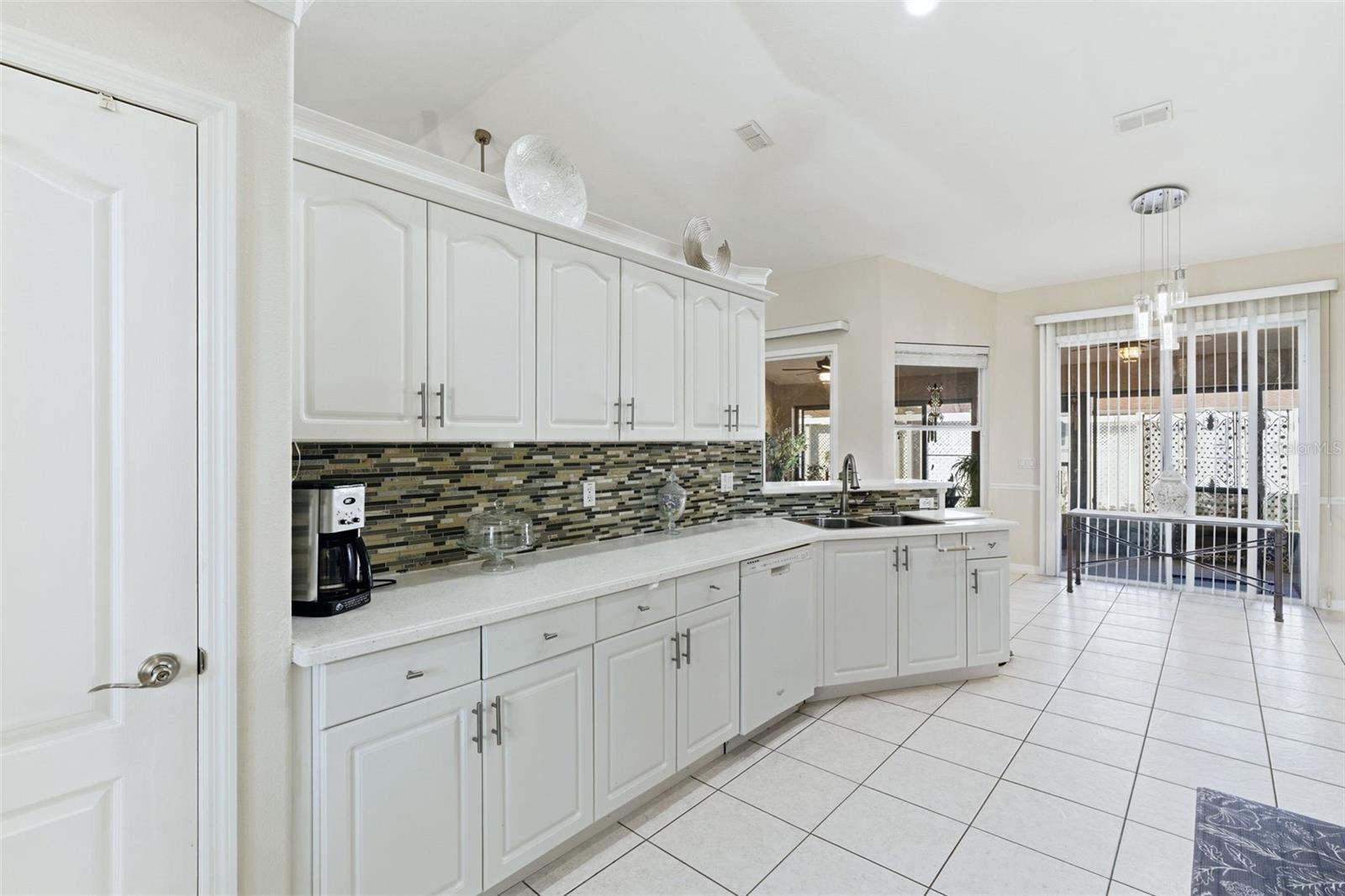 Image 12 of 33 For 484 Kettering Road