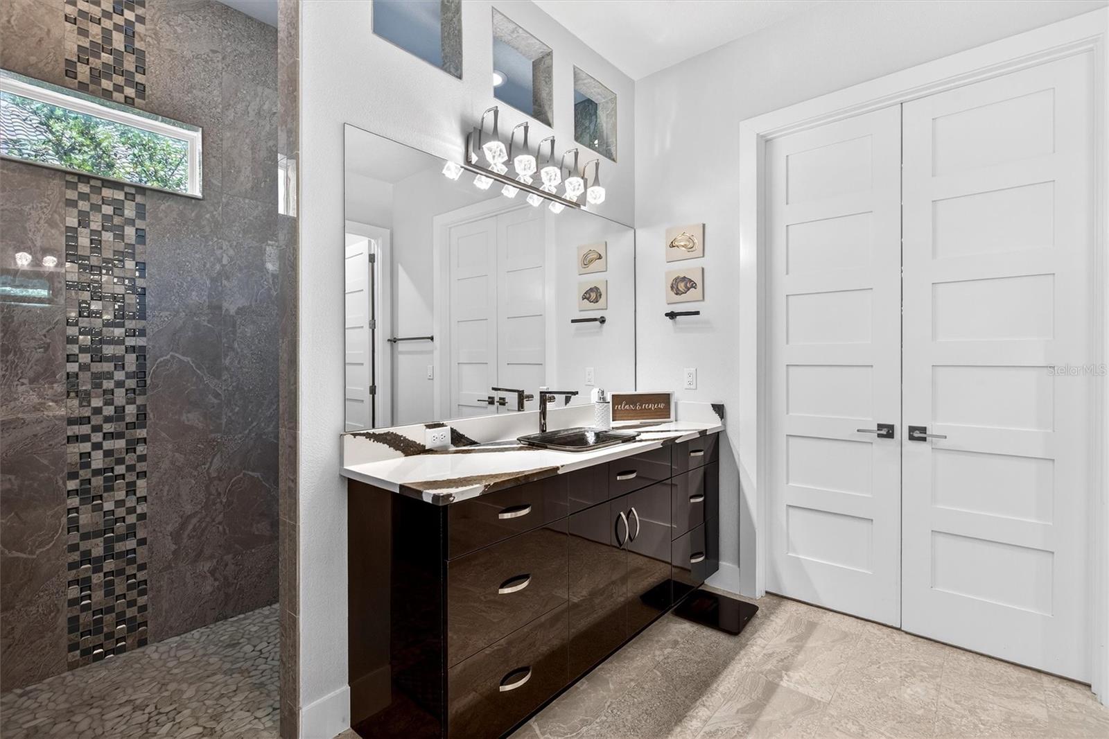 Image 41 of 100 For 513 Wingspan Drive