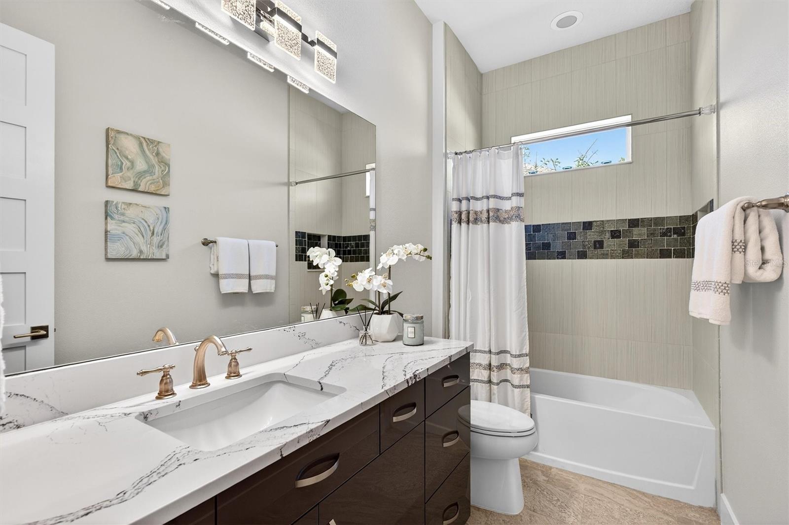 Image 53 of 100 For 513 Wingspan Drive