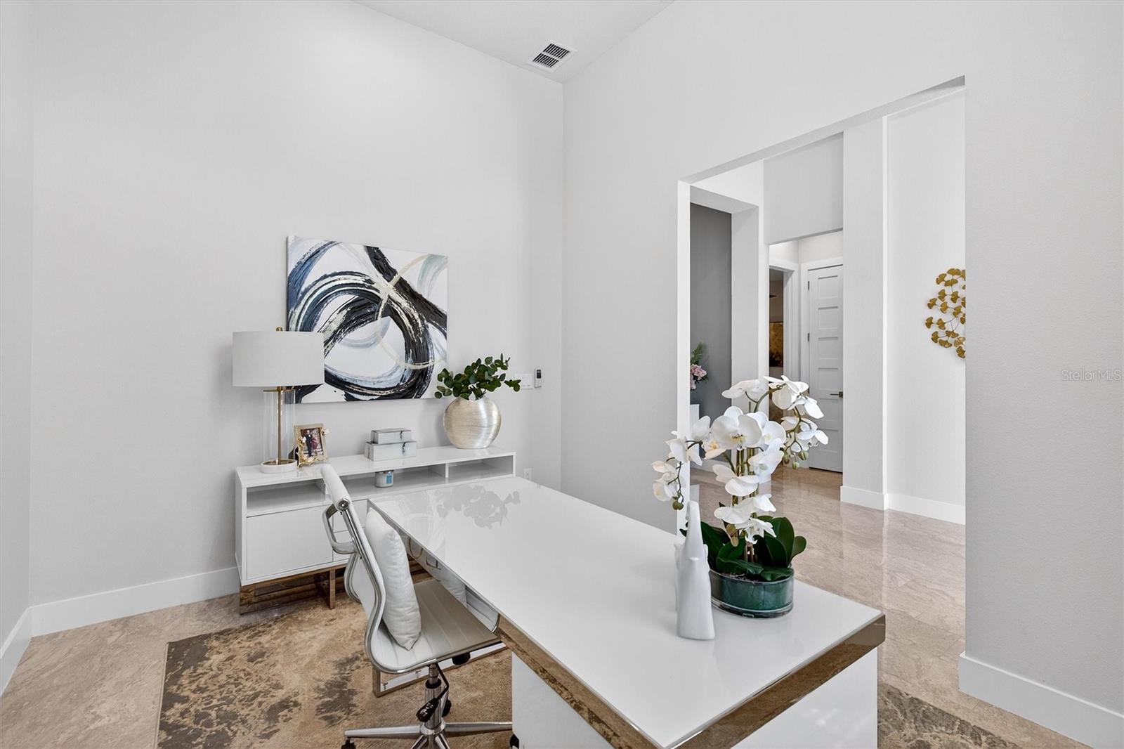 Image 9 of 100 For 513 Wingspan Drive