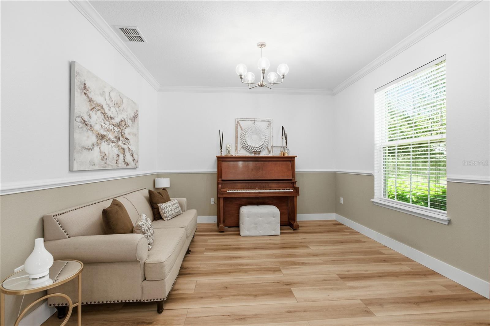 Image 15 of 49 For 565 Morgan Wood Drive