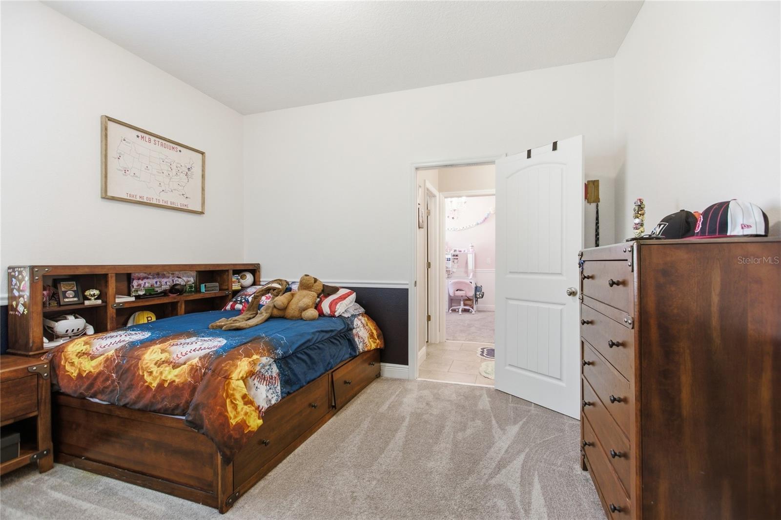 Image 23 of 49 For 565 Morgan Wood Drive