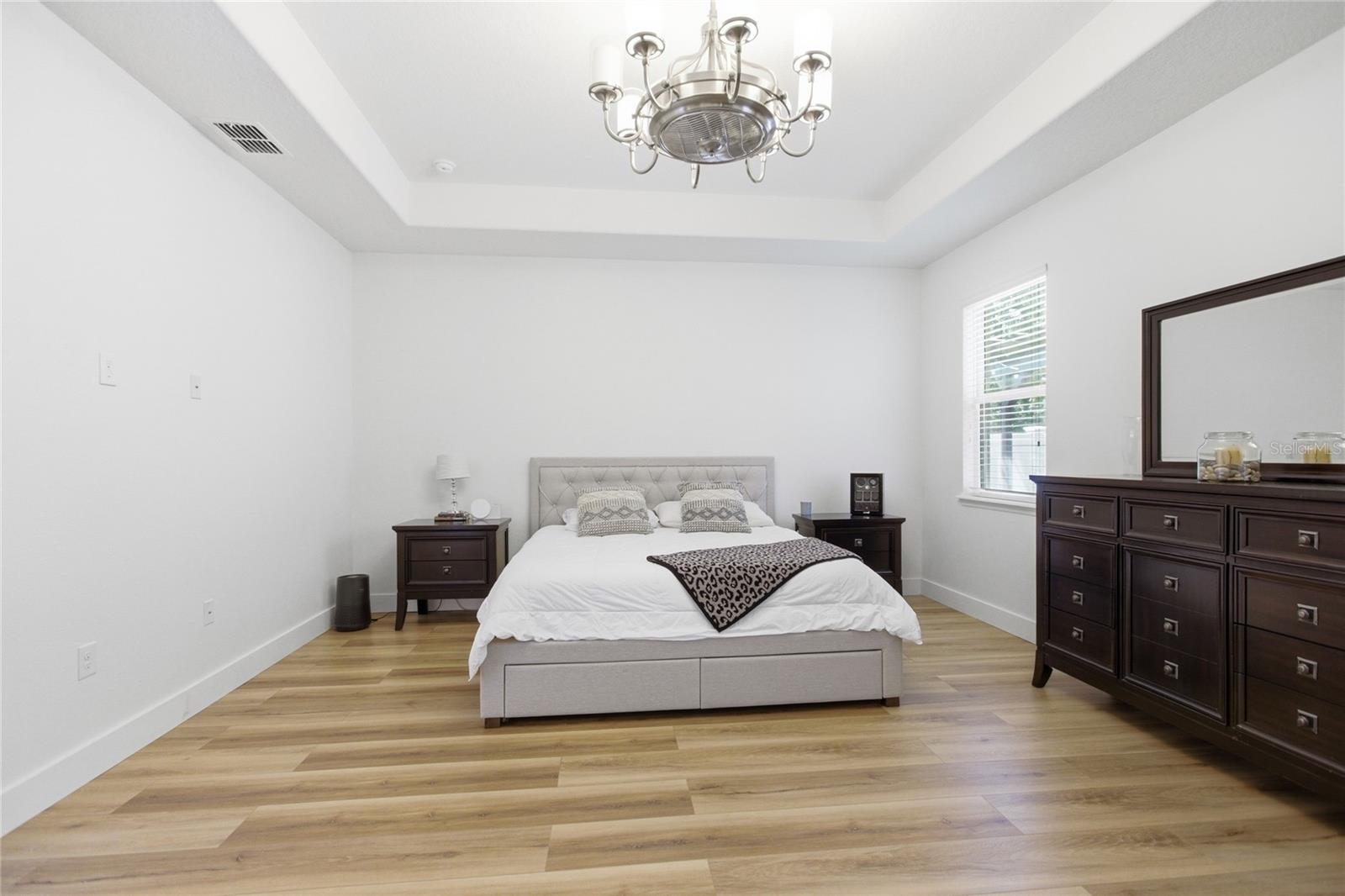 Image 26 of 49 For 565 Morgan Wood Drive