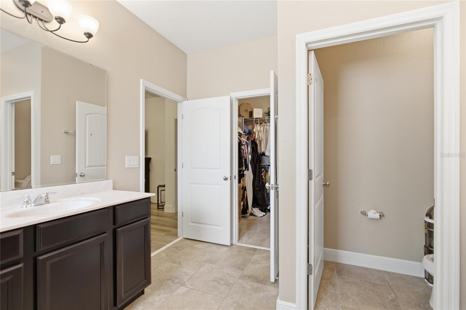 Image 32 of 49 For 565 Morgan Wood Drive