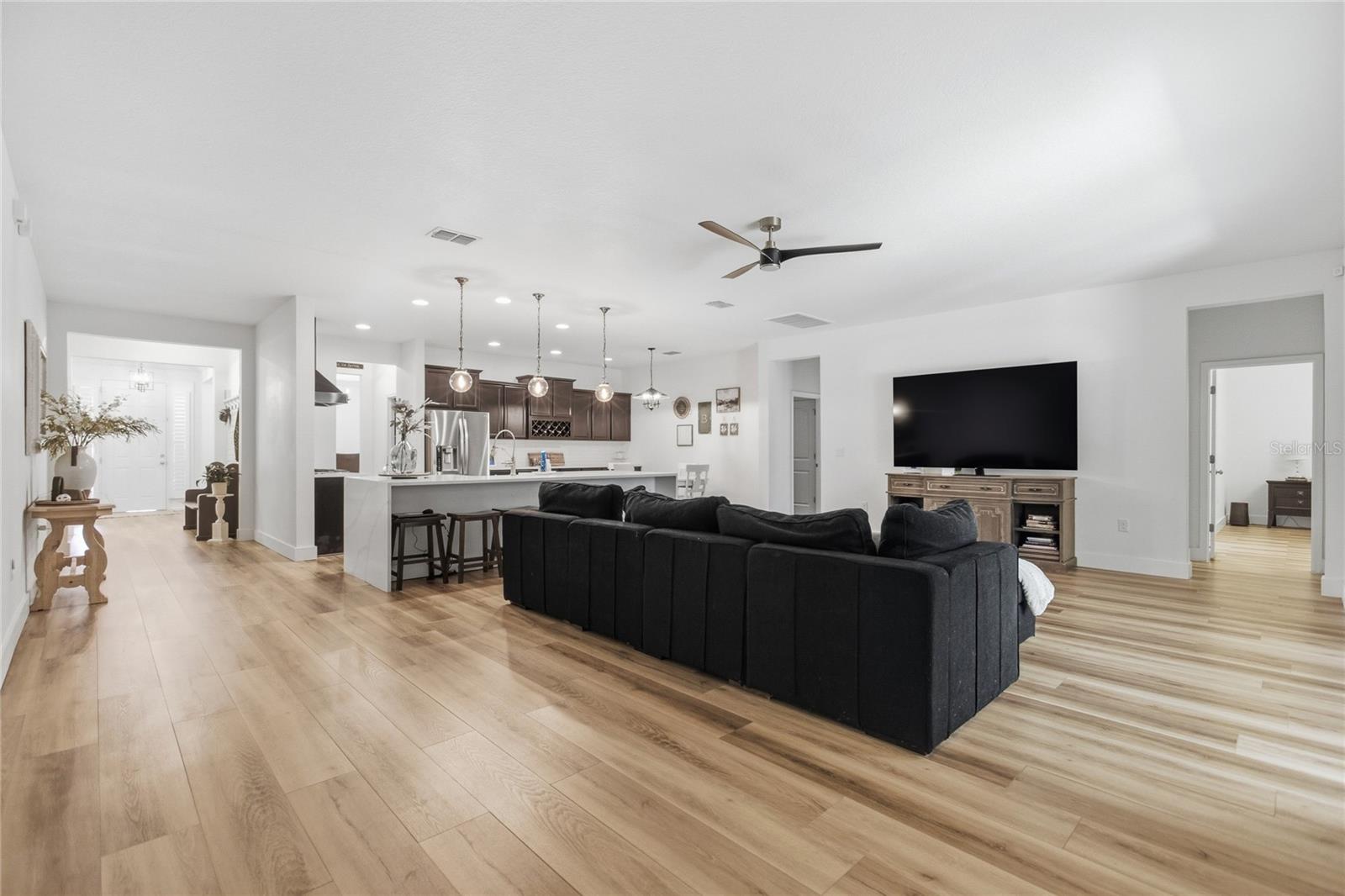 Image 8 of 49 For 565 Morgan Wood Drive