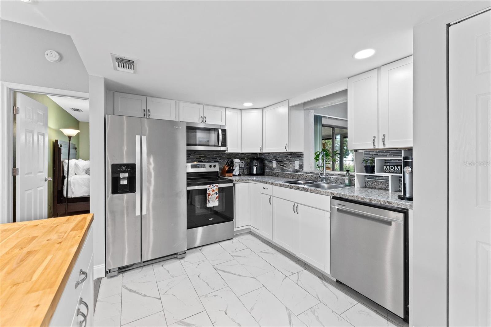 Image 10 of 35 For 120 Quaker Ridge Drive