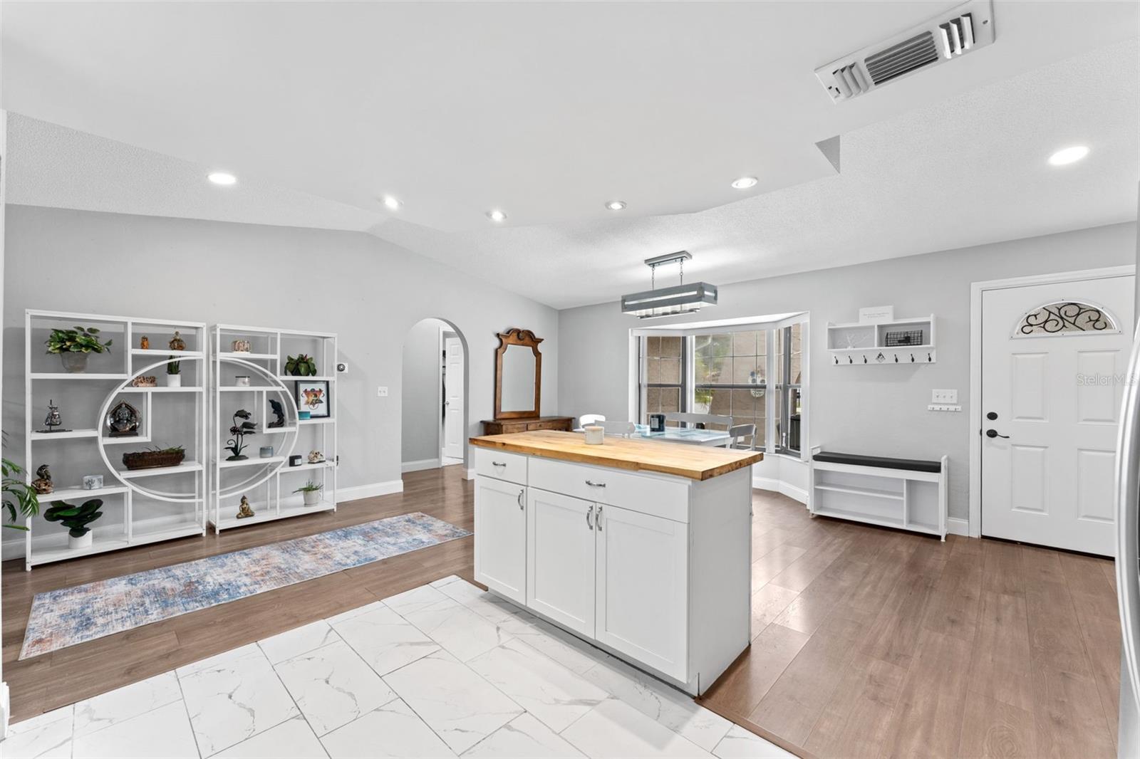 Image 13 of 35 For 120 Quaker Ridge Drive