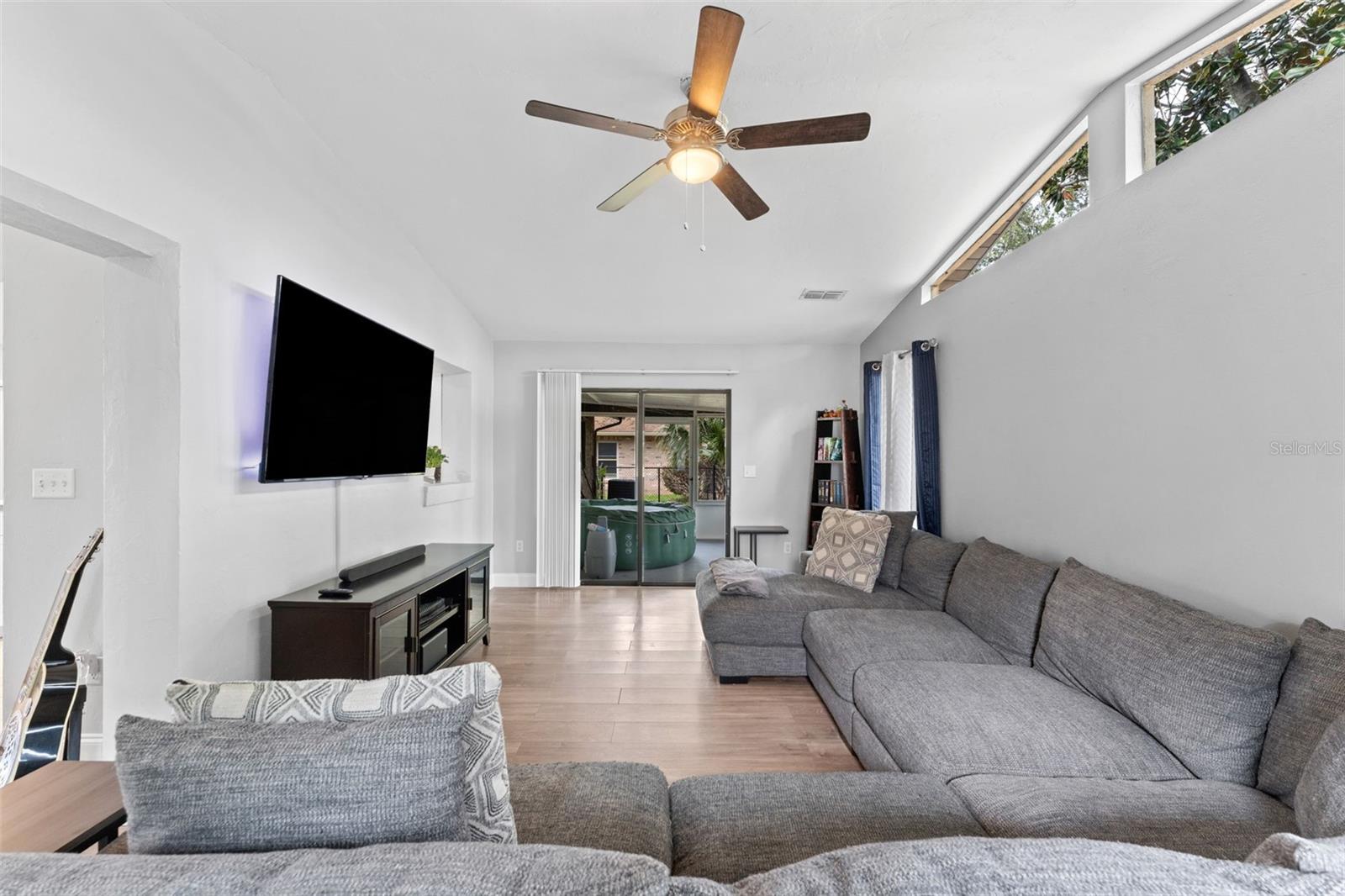 Image 15 of 35 For 120 Quaker Ridge Drive