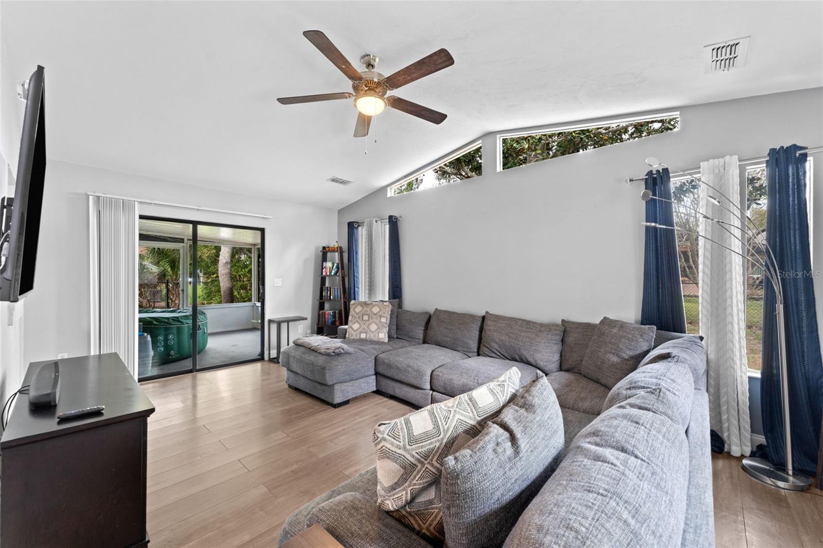 Image 16 of 35 For 120 Quaker Ridge Drive