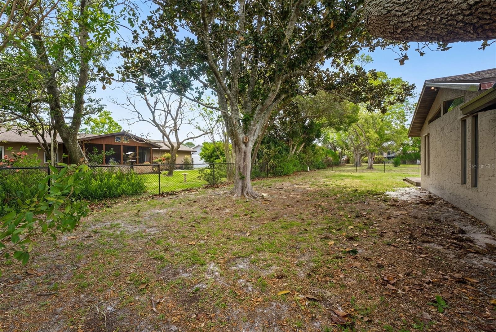 Image 28 of 35 For 120 Quaker Ridge Drive