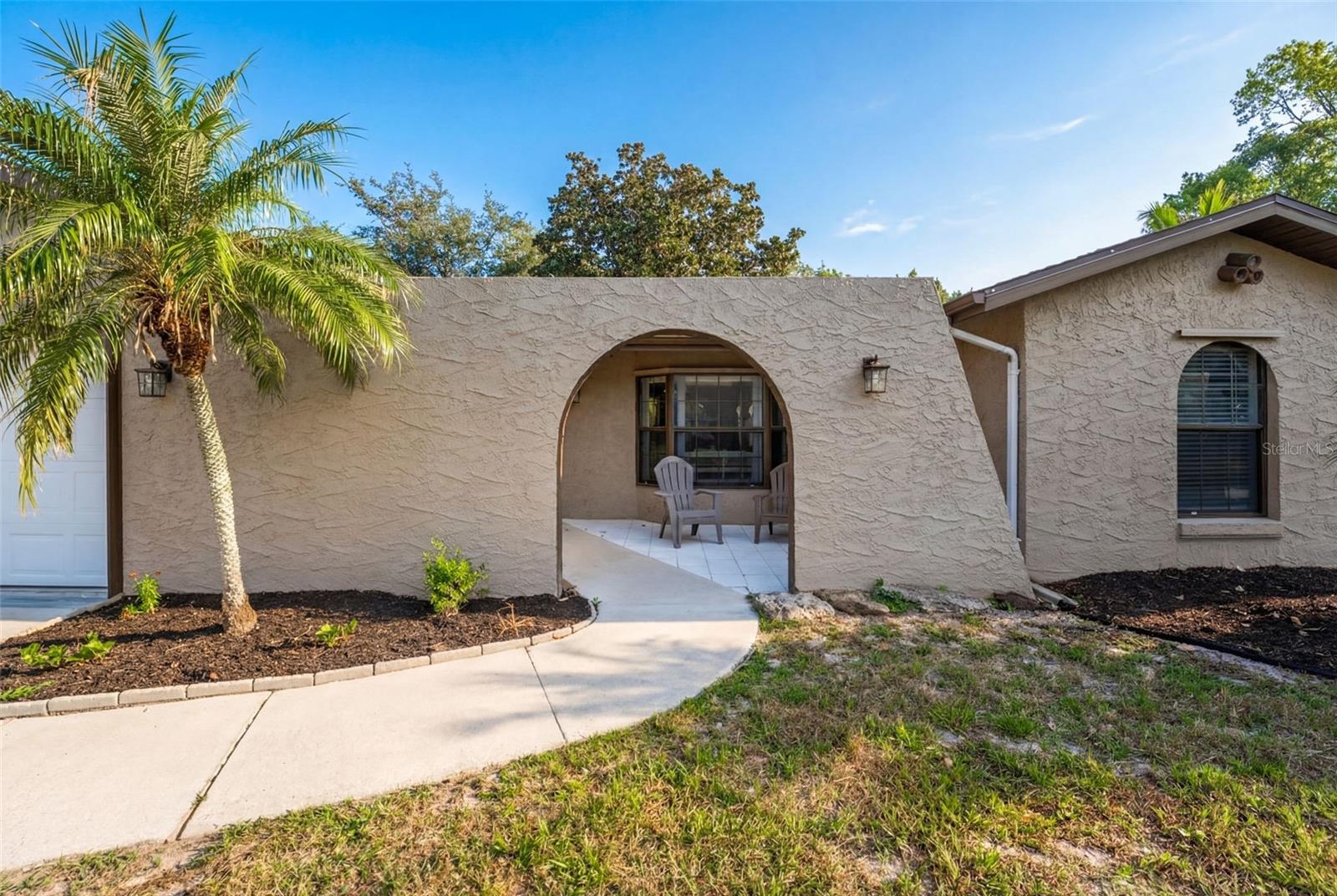 Image 4 of 35 For 120 Quaker Ridge Drive