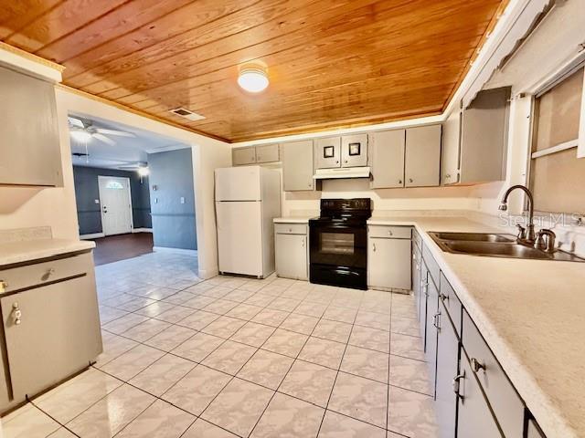 Image 10 of 34 For 4 Sunshine Boulevard