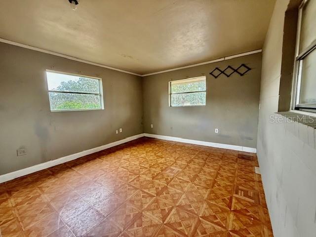 Image 23 of 34 For 4 Sunshine Boulevard