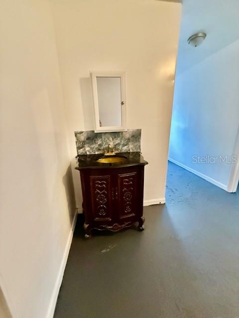 Image 27 of 34 For 4 Sunshine Boulevard