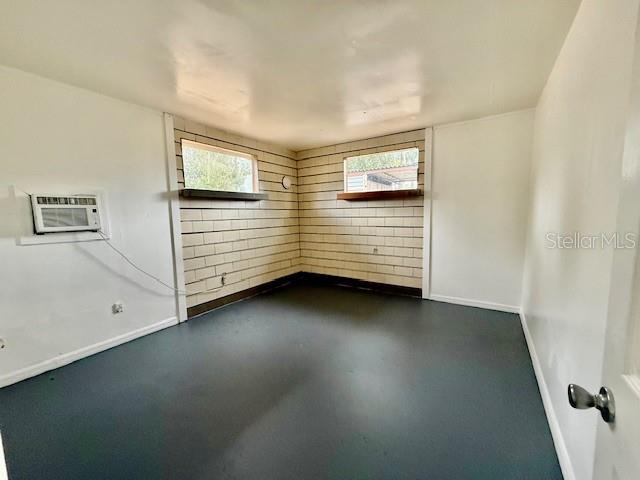 Image 30 of 34 For 4 Sunshine Boulevard