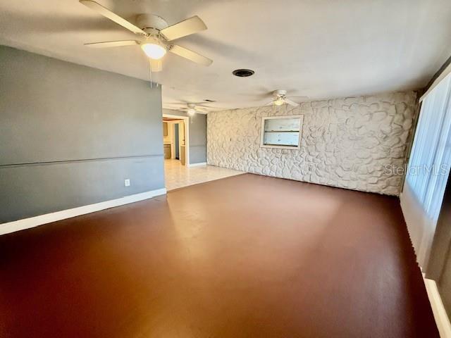 Image 5 of 34 For 4 Sunshine Boulevard