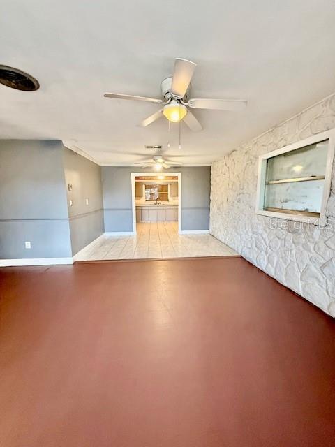 Image 7 of 34 For 4 Sunshine Boulevard