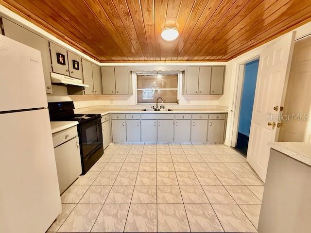 Image 9 of 34 For 4 Sunshine Boulevard