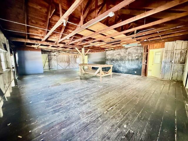 Image 11 of 13 For 323 Delaware Avenue 1