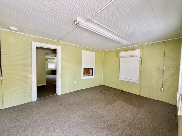 Image 3 of 13 For 323 Delaware Avenue 1