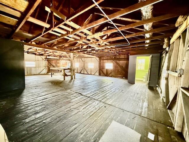 Image 8 of 13 For 323 Delaware Avenue 1