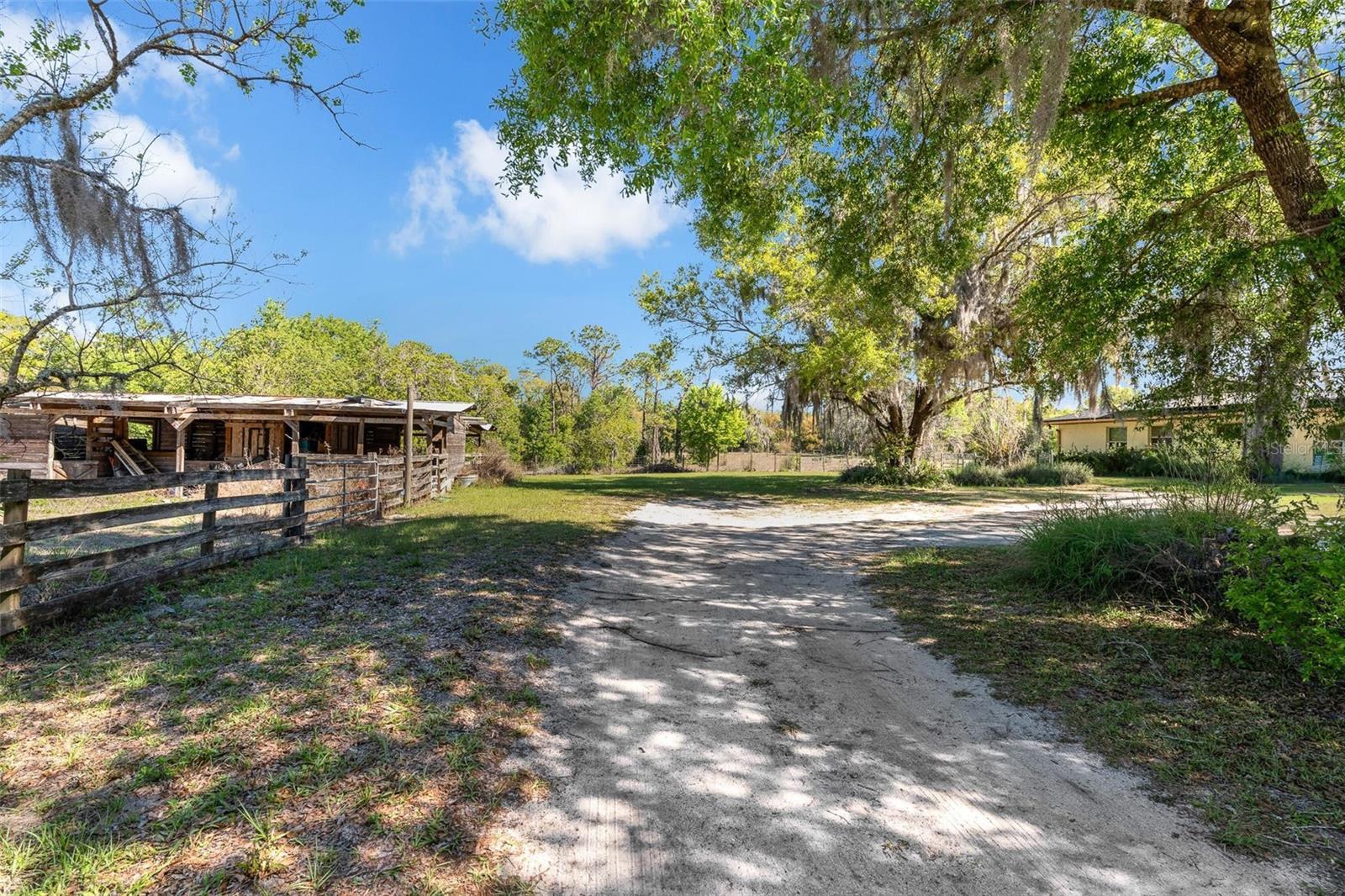 Image 5 of 30 For 475 New York Avenue