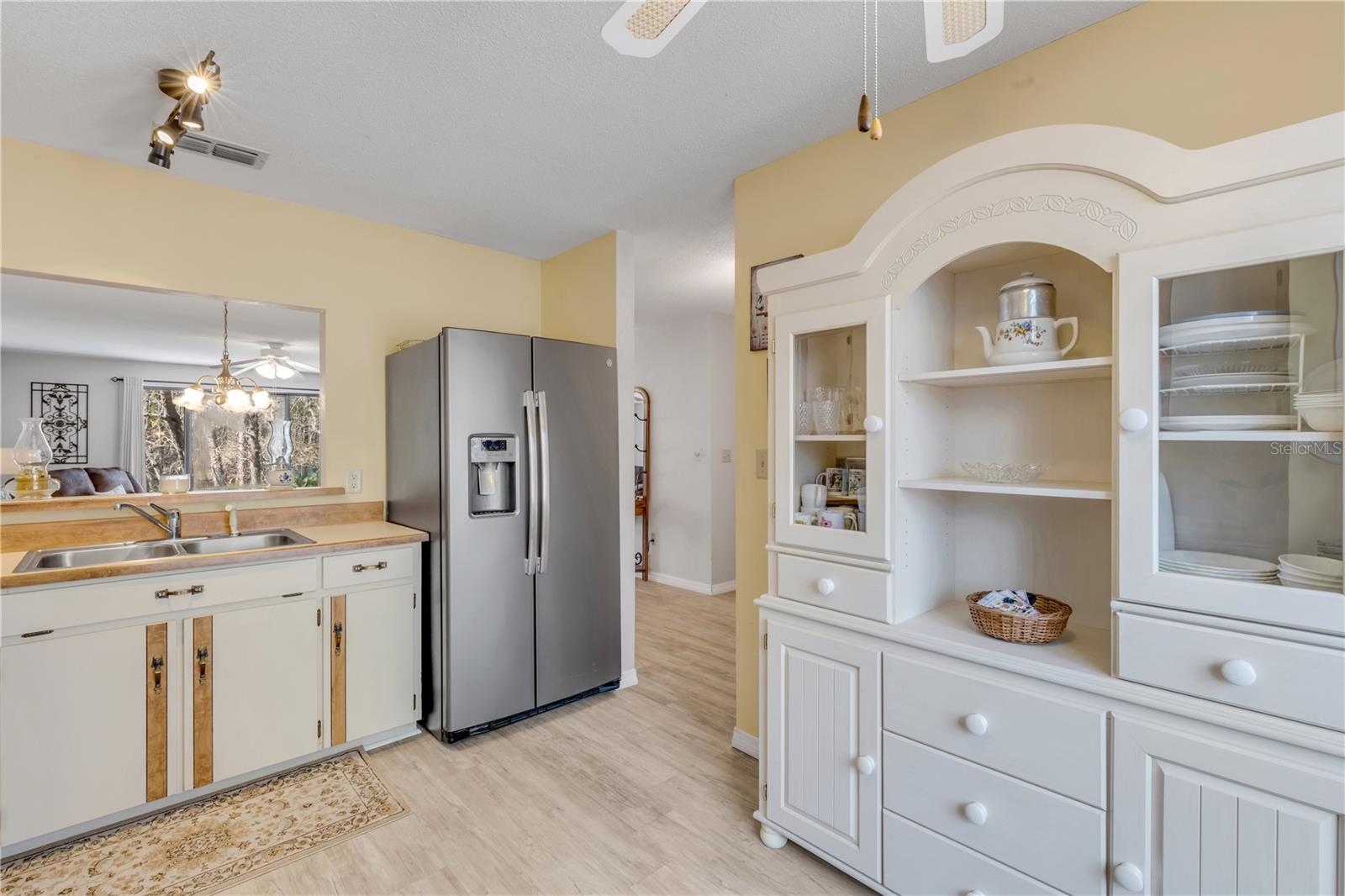 Image 15 of 41 For 47 Crooked Pine Road