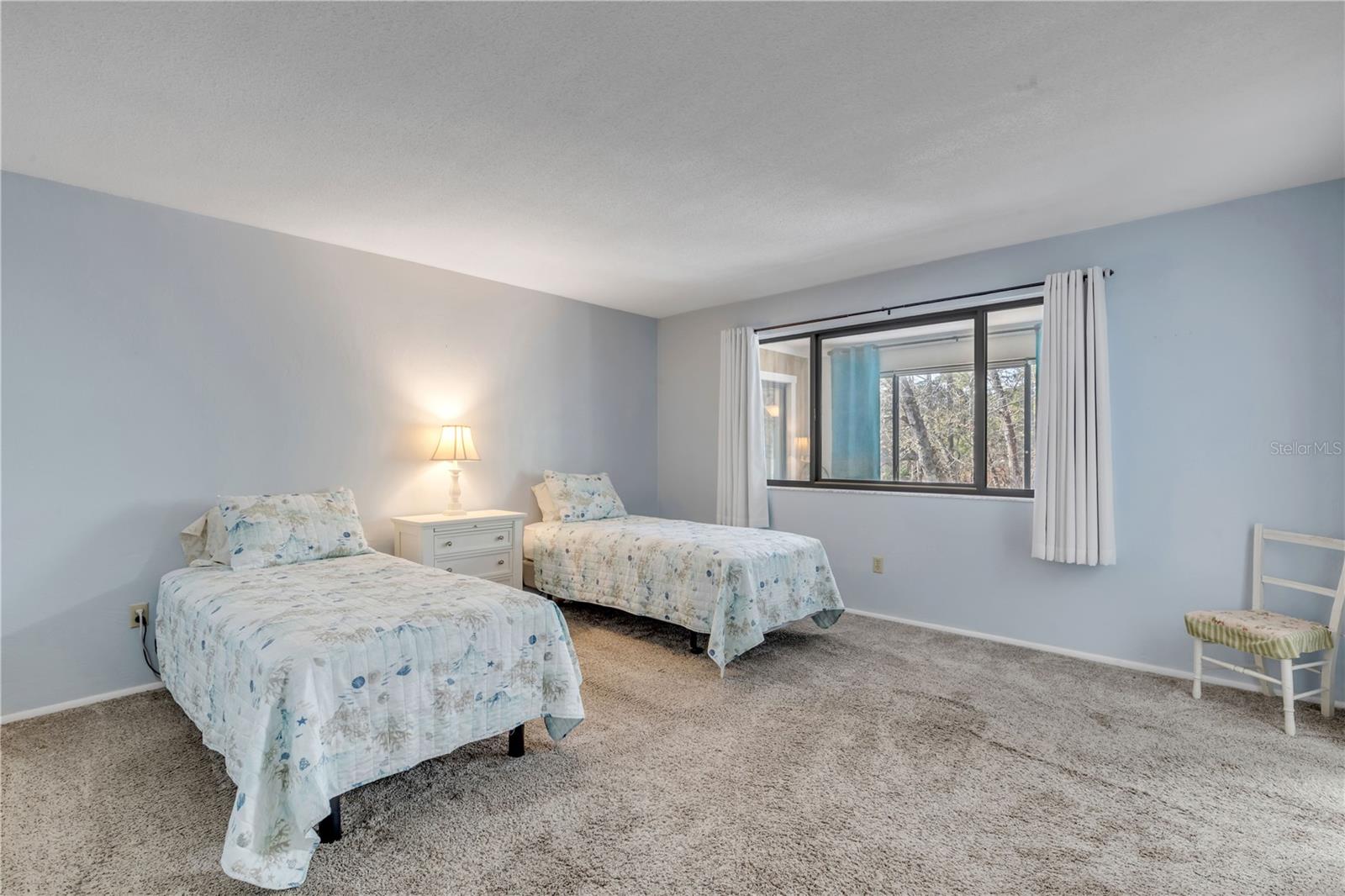 Image 18 of 41 For 47 Crooked Pine Road