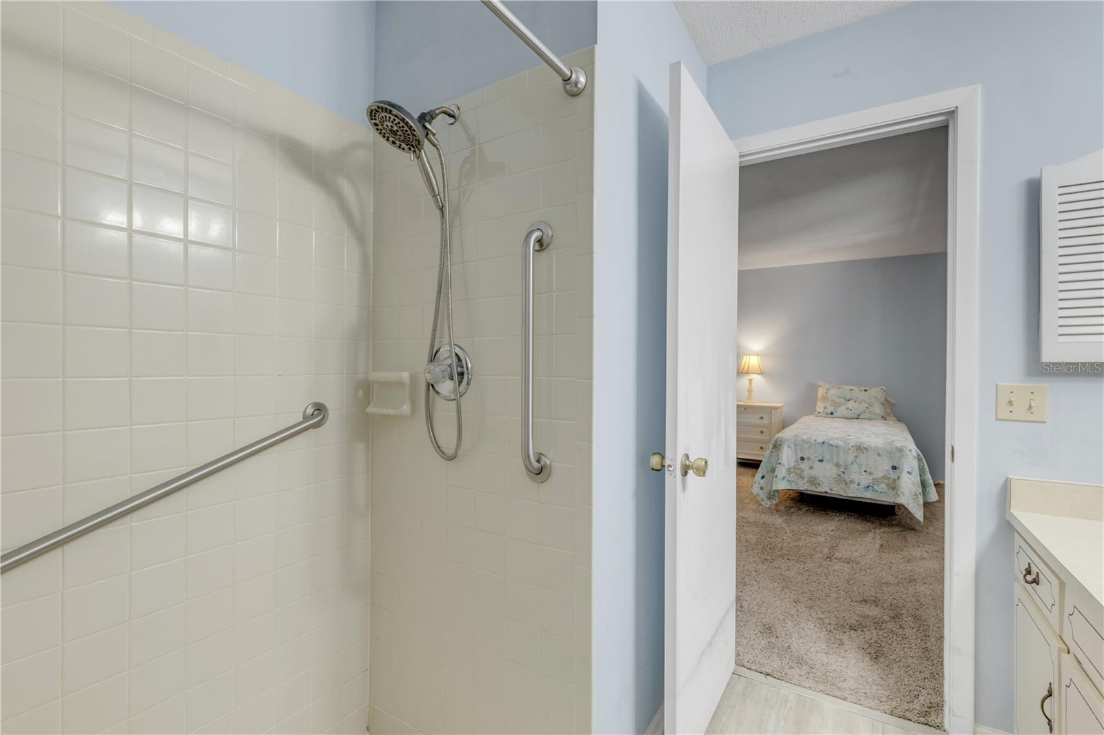 Image 22 of 41 For 47 Crooked Pine Road