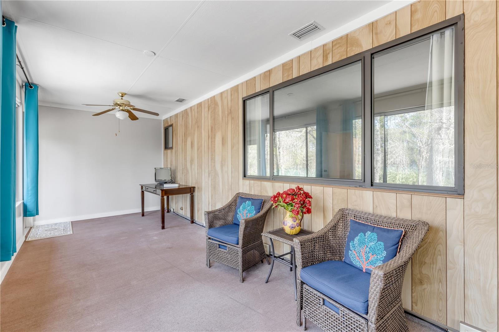 Image 29 of 41 For 47 Crooked Pine Road