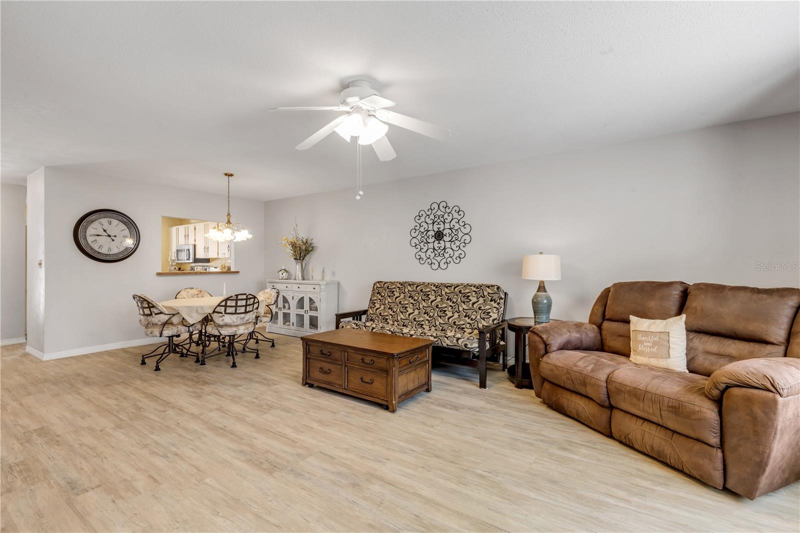 Image 8 of 41 For 47 Crooked Pine Road