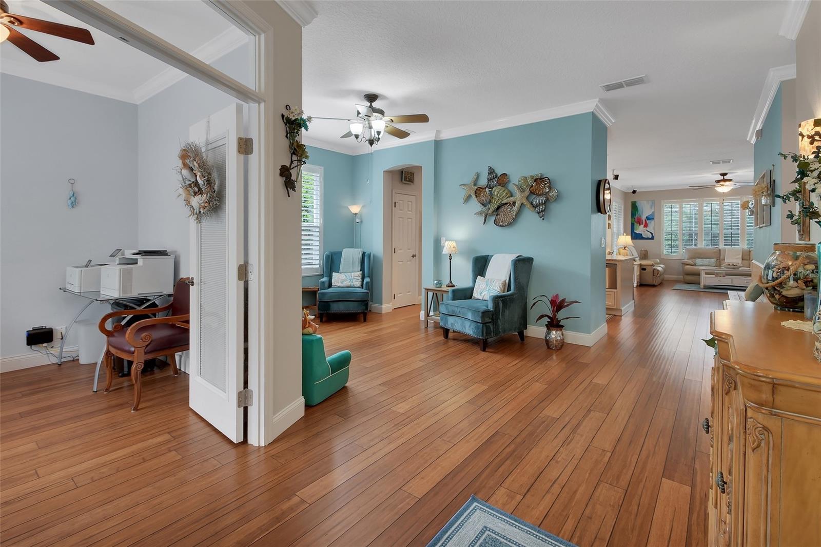 Image 18 of 75 For 103 Ridgeway Boulevard