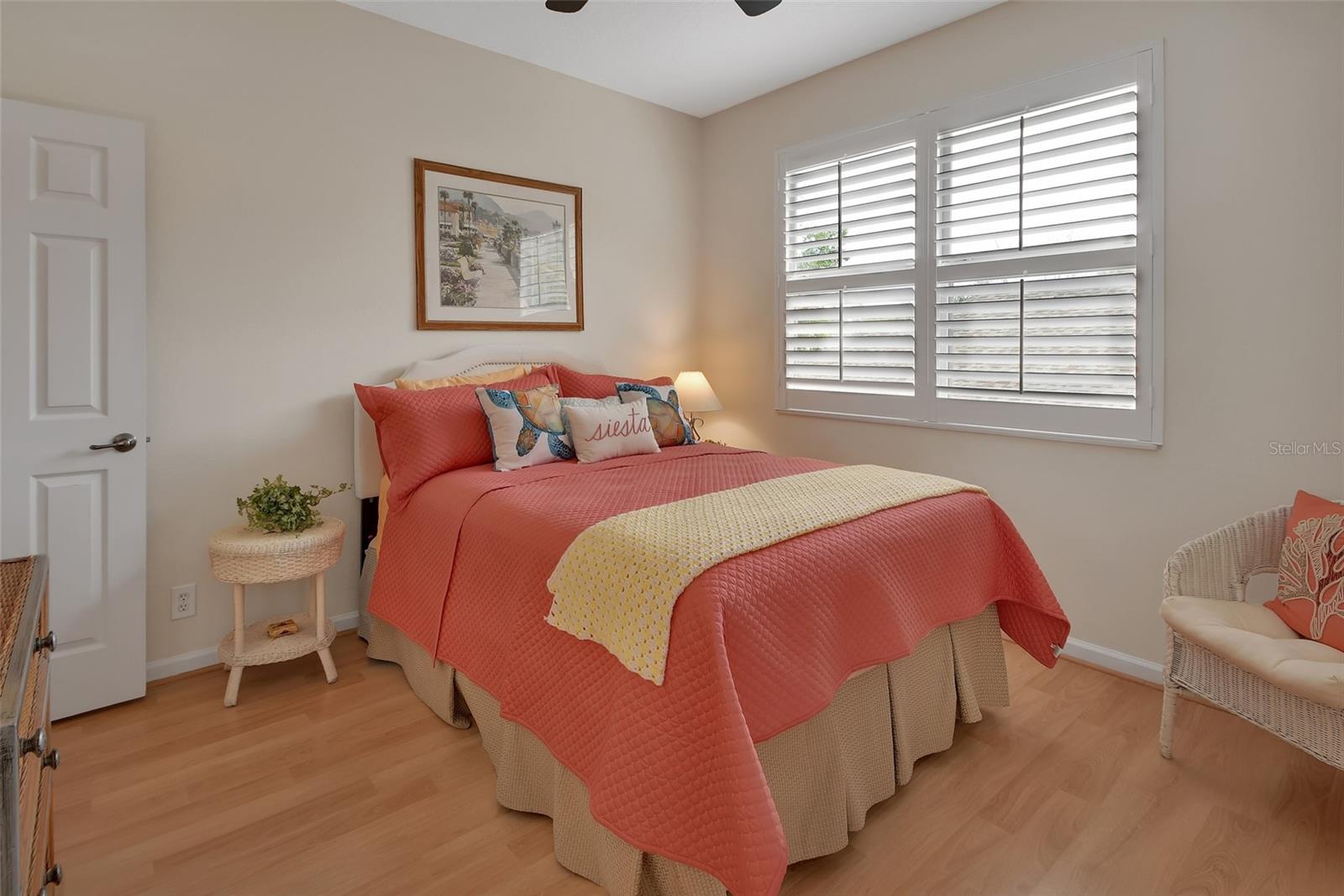 Image 42 of 75 For 103 Ridgeway Boulevard