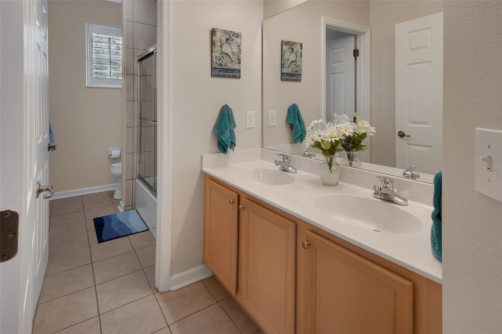 Image 44 of 75 For 103 Ridgeway Boulevard