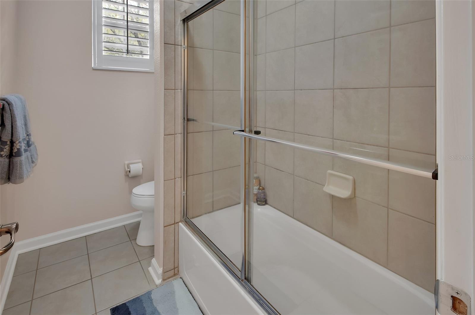 Image 45 of 75 For 103 Ridgeway Boulevard