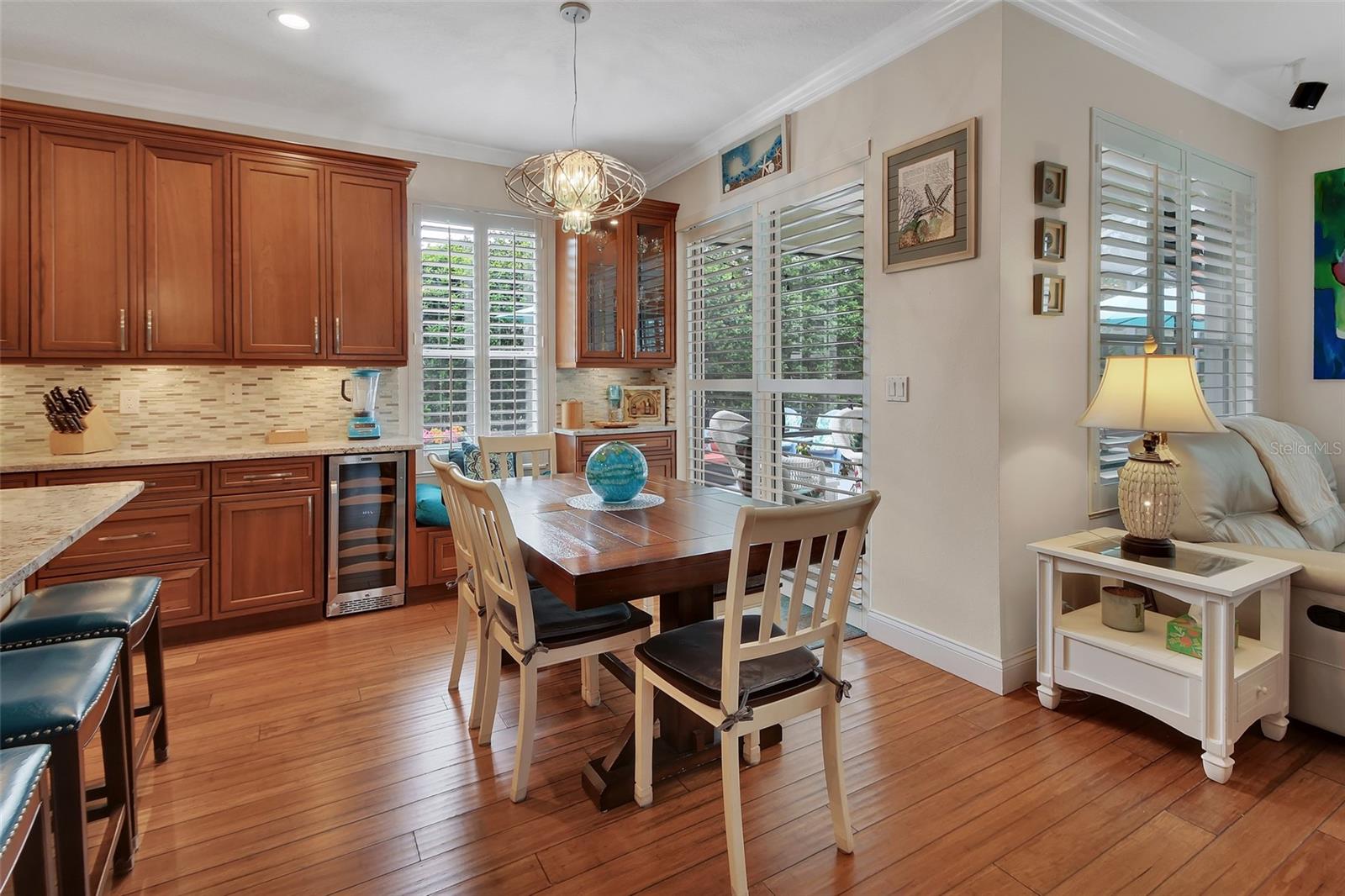 Image 6 of 75 For 103 Ridgeway Boulevard