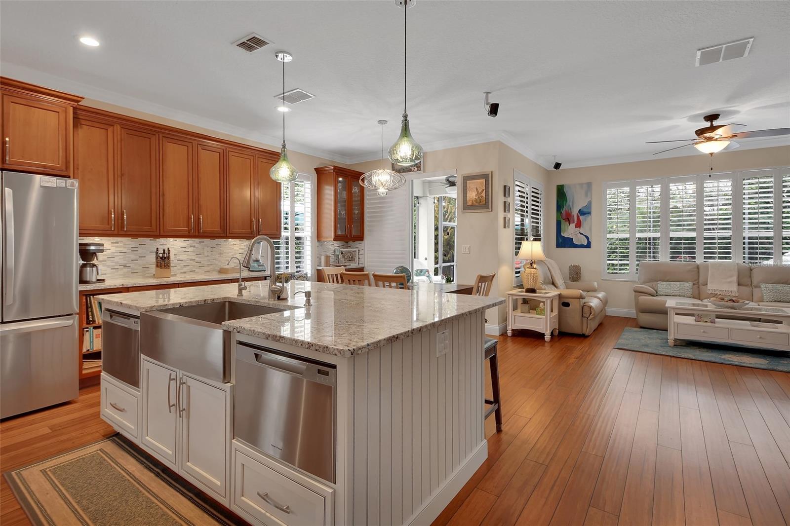 Image 7 of 75 For 103 Ridgeway Boulevard