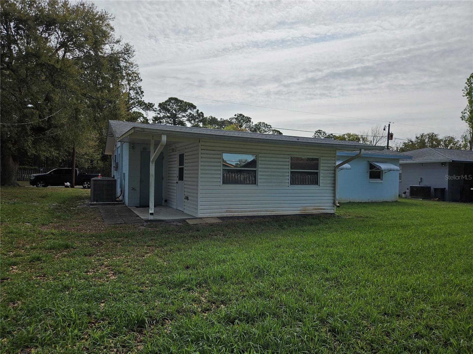 Image 2 of 10 For 1119 3rd Street