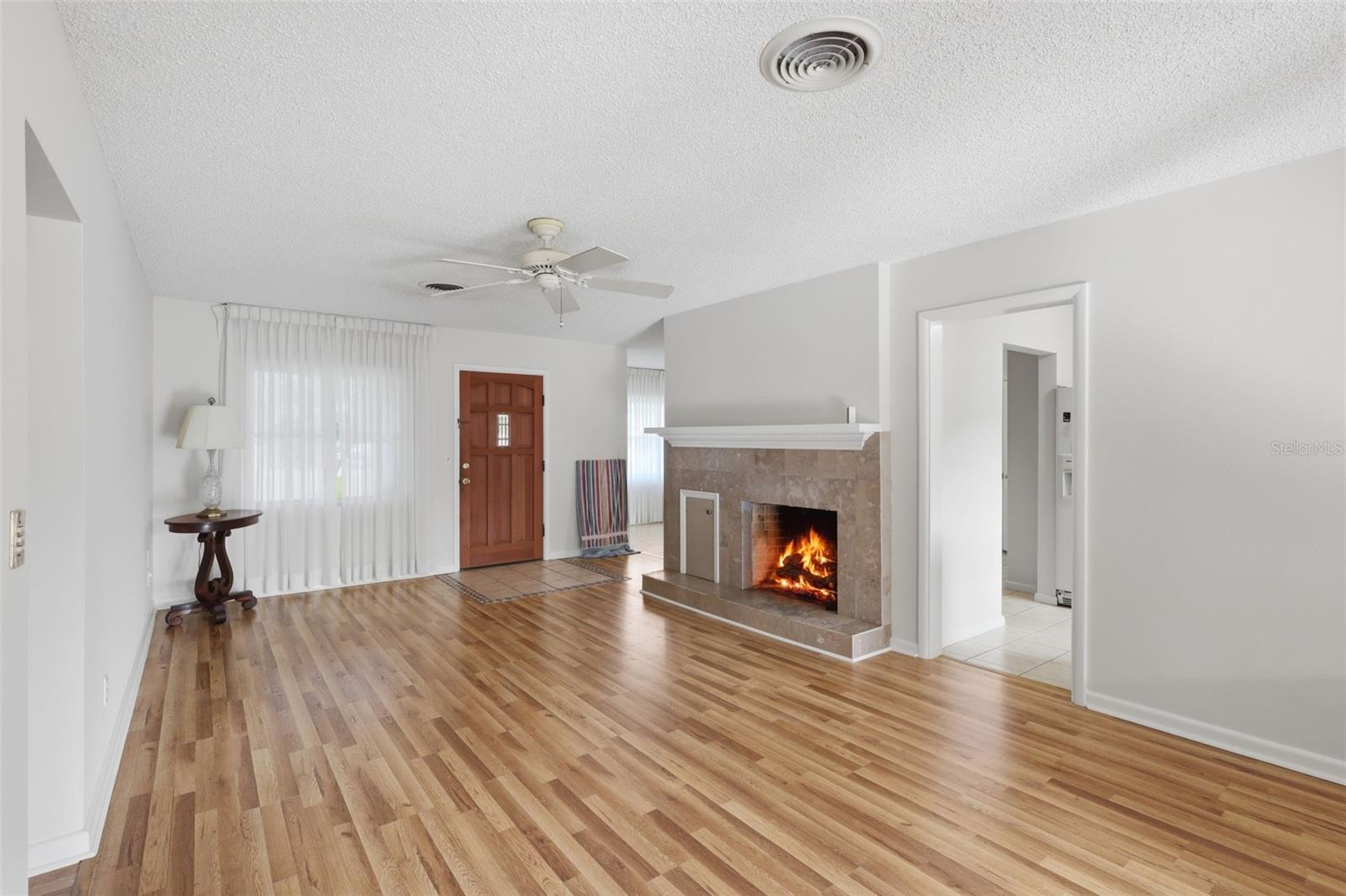 Image 15 of 54 For 3335 Grand Avenue