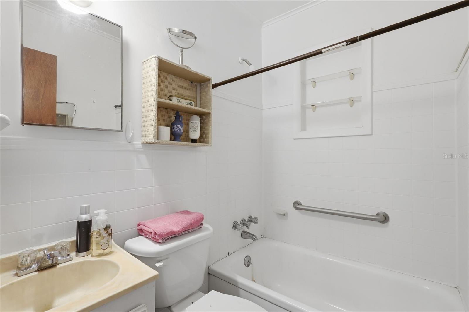 Image 43 of 54 For 3335 Grand Avenue