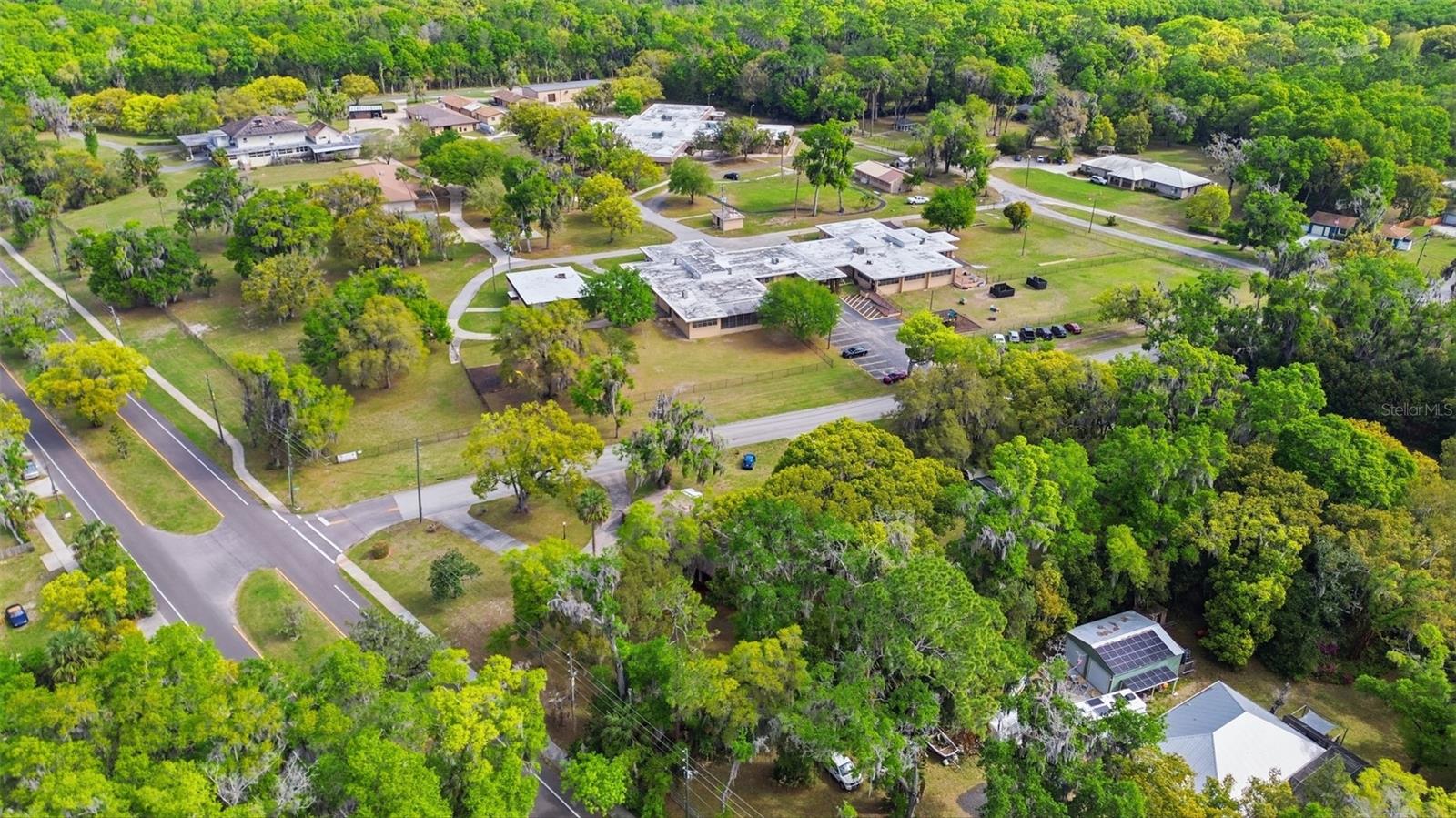 Image 52 of 54 For 3335 Grand Avenue