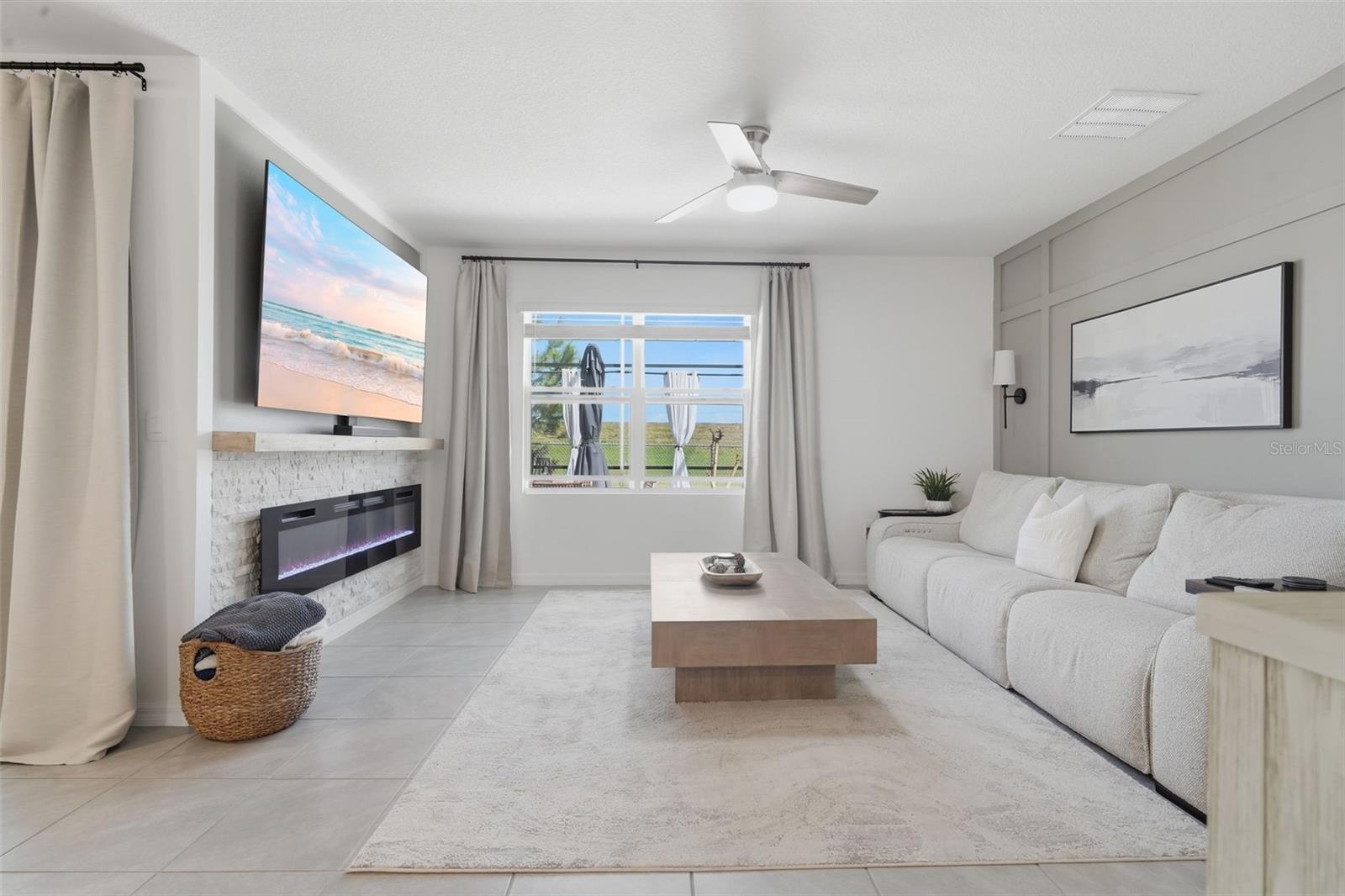 Image 17 of 46 For 599 Lazio Circle