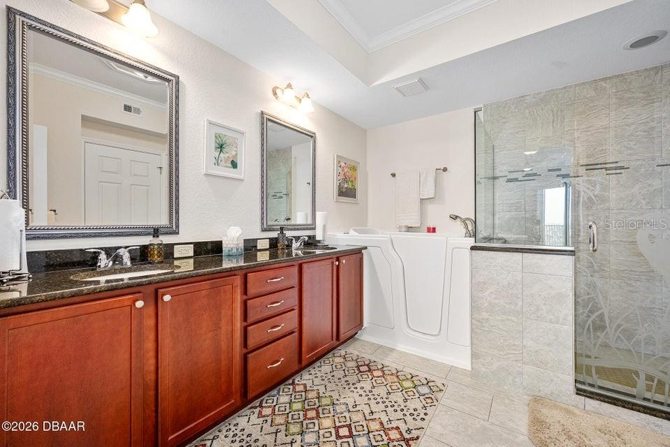 Image 18 of 37 For 2801 Ridgewood Avenue 712