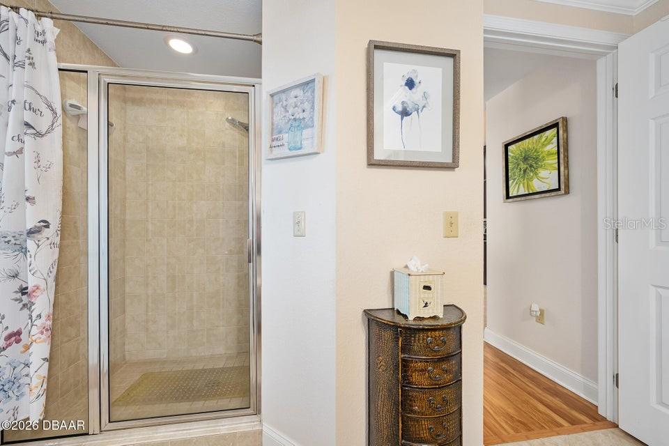 Image 23 of 37 For 2801 Ridgewood Avenue 712