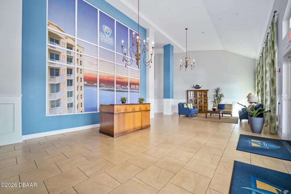 Image 28 of 37 For 2801 Ridgewood Avenue 712